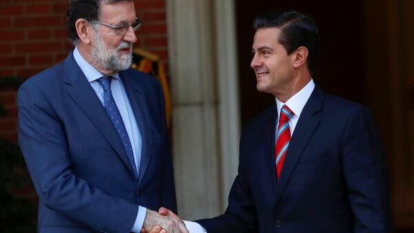 El presidente del Gobierno español, Mariano Rajoy, y el presidente de México, Enrique Peña Nieto - Sputnik Mundo