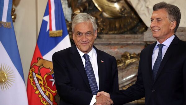 El presidente chileno, Sebastián Piñera con el mandatario de Argentina, Mauricio Macri - Sputnik Mundo