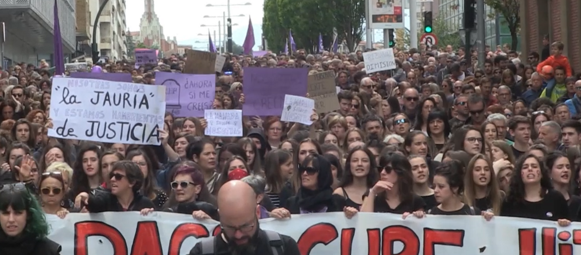 No es abuso, es violación: Pamplona protesta contra el fallo de 'la Manada' - Sputnik Mundo, 1920, 12.11.2020