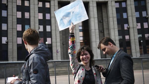 Manifestación en apoyo a Telegram - Sputnik Mundo