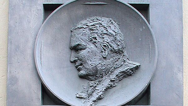 La placa conmemorativa en honor al doctor ruso Fiódor Haass - Sputnik Mundo