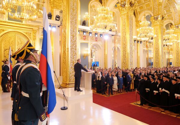 Los momentos más emotivos de la toma de posesión de Vladímir Putin - Sputnik Mundo