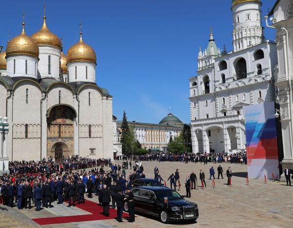 Putin estrena la nueva limusina rusa Kortezh - Sputnik Mundo