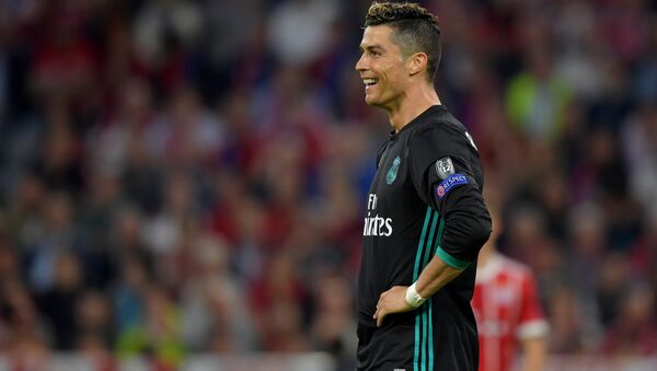 Cristiano Ronaldo, jugador de fútbol portugués - Sputnik Mundo