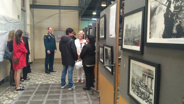 Exposición de fotos en Montevideo por la victoria en la Gran Guerra Patria de Rusia - Sputnik Mundo