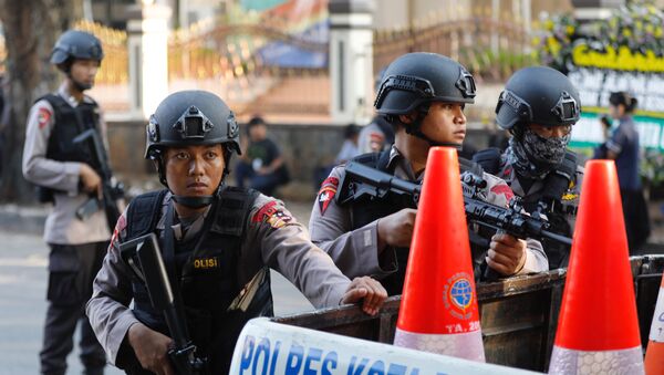 Policía de Indonesia - Sputnik Mundo
