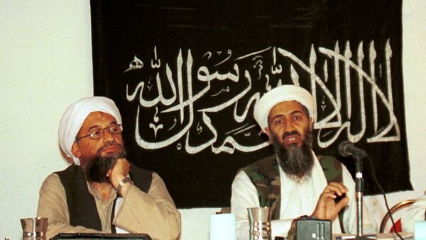 Ayman Zawahiri y Osama bin Laden - Sputnik Mundo