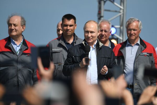 El día que muchos esperaban: inauguran el puente de Crimea - Sputnik Mundo