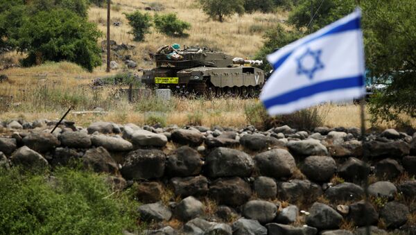 Tanque israelí en los Altos del Golán - Sputnik Mundo