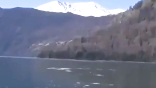 ¿Podría ser este el monstruo del lago Ness chino? - Sputnik Mundo