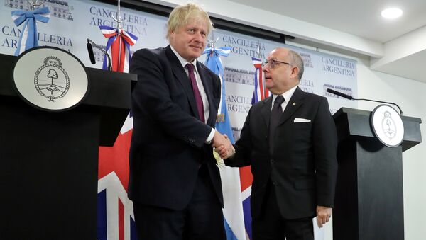 El Secretario de Asuntos Exteriores del Reino Unido, Boris Johnson, y el canciller argentino, Jorge Faurie - Sputnik Mundo