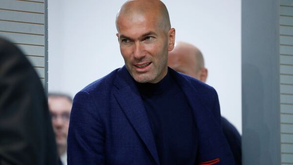 Zinedine Zidane - Sputnik Mundo