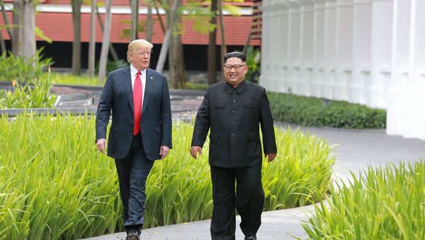 El presidente de EEUU, Donald Trump y el líder norcoreano Kim Jong-un (archivo) - Sputnik Mundo