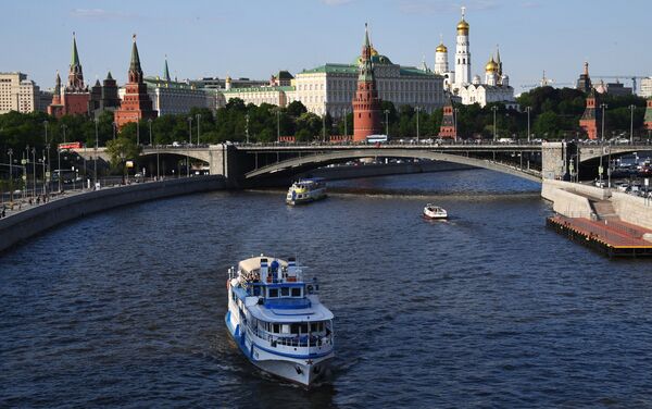 El Kremlin de Moscú y el río Moscova - Sputnik Mundo