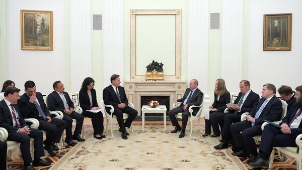 La delegación de Panamá durante la reunión con el presidente de Rusia, Vladímir Putin - Sputnik Mundo