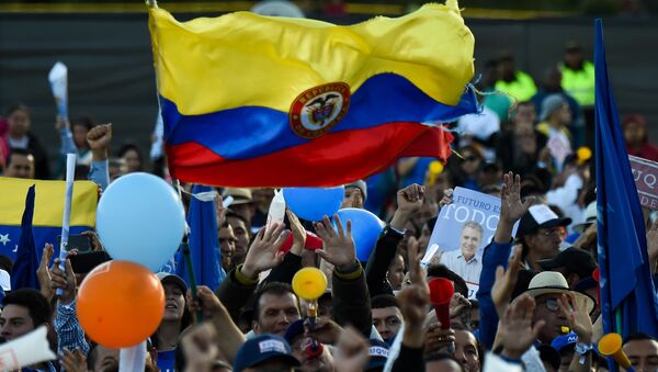 Marcha de apoyo a Iván Duque Márquez, candidato presidencial en las elecciones de Colombia 2018 - Sputnik Mundo