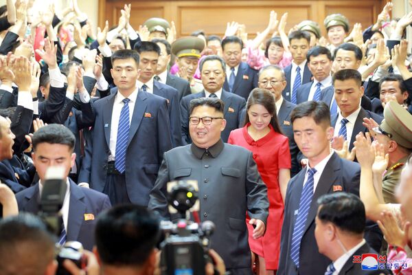 Amigo inseparable del dragón: Kim Jong-un vuelve a visitar China, por tercera vez - Sputnik Mundo