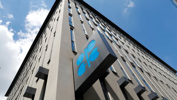 Logo de OPEP en la sede de la organización en Viena - Sputnik Mundo