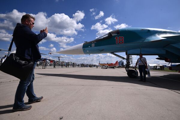 Su-34: el patito infernal reconocido como la máquina más temible del mundo - Sputnik Mundo