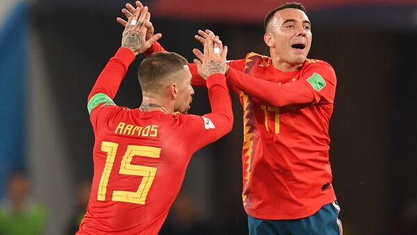 Sergio Ramos y Iago Aspas después del partido de la fase de grupos del Mundial entre las selecciones nacionales de España y Marruecos - Sputnik Mundo