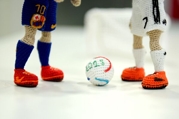 El arte y el fútbol se dan la mano en un curioso homenaje a los 'cracks' del Mundial - Sputnik Mundo