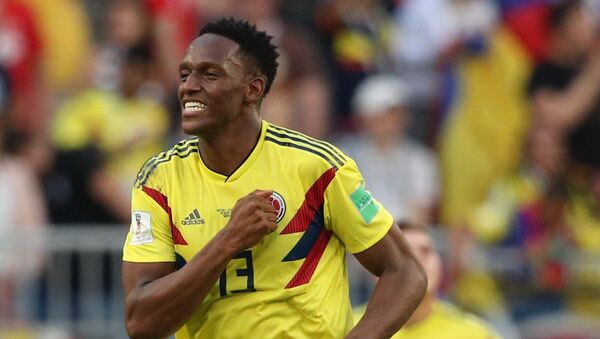 El colombiano Yerry Mina celebra su gol en el partido contra Senegal - Sputnik Mundo