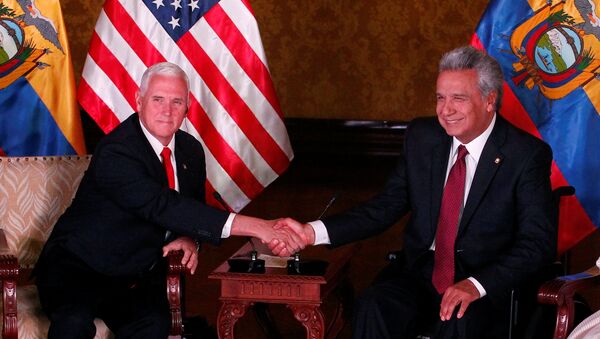 El vicepresidente de EEUU, Mike Pence y el presidente de Ecuador, Lenin Moreno - Sputnik Mundo