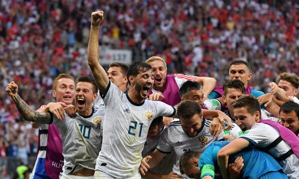 Goles, tensión y lágrimas: los momentos inolvidables de los octavos de final de Rusia 2018 - Sputnik Mundo
