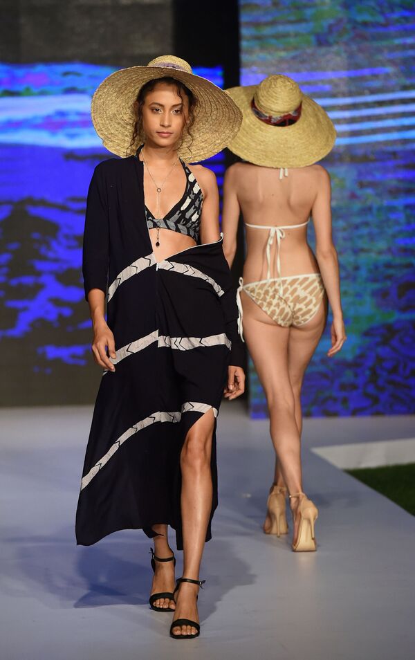 Asia semidesnuda: los modelos más deslumbrantes de la Swim Week Colombo - Sputnik Mundo