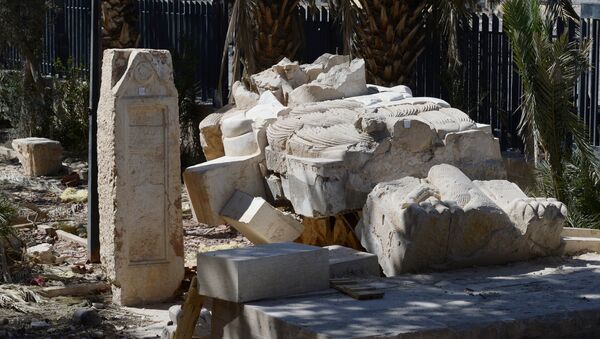 Escultura destruida en Palmira - Sputnik Mundo