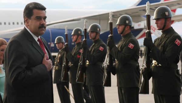 Nicolás Maduro, el presidente de Venezuela, durante su visita a Turquía - Sputnik Mundo
