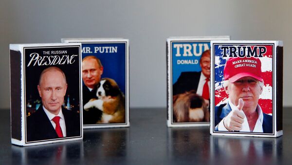 Retratos del presidente ruso, Vladímir Putin, y del presidente de EEUU, Donald Trump - Sputnik Mundo