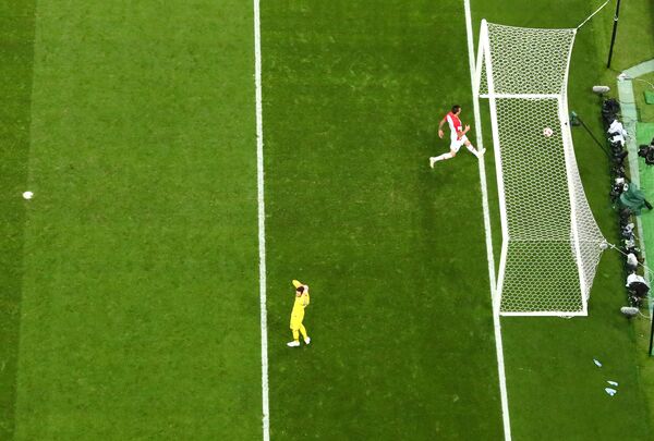 Mario Mandzukic anota el segundo gol de Croacia en la final del Mundial de Rusia - Sputnik Mundo