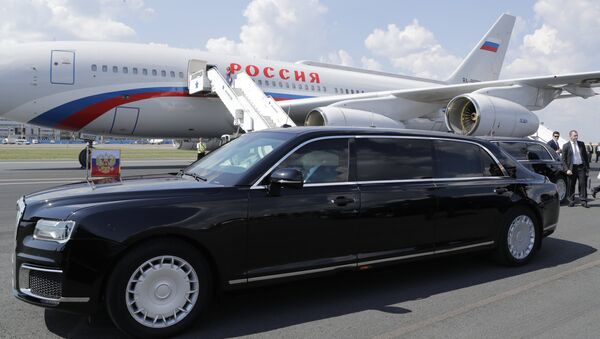 Putin usa por la primera vez el automóvil del proyecto Kortezh en una visita oficial - Sputnik Mundo