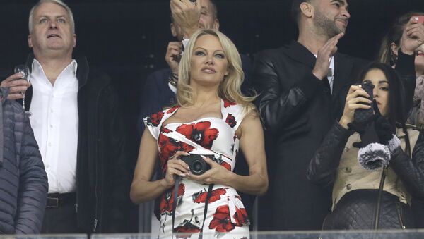Pamela Anderson, actriz estadounidense - Sputnik Mundo