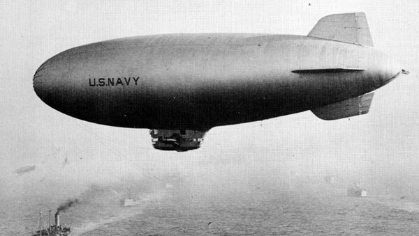 Un dirigible estadounidense de la clase K durante la Segunda Guerra Mundial - Sputnik Mundo