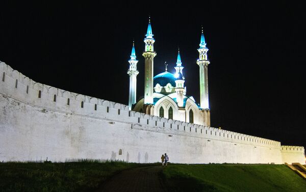 Una mezquita en Kazán - Sputnik Mundo