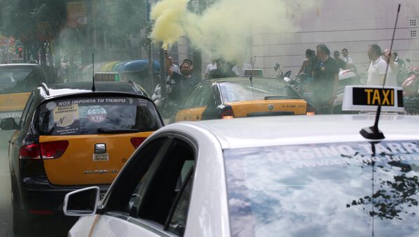 Huelga de taxistas en España - Sputnik Mundo
