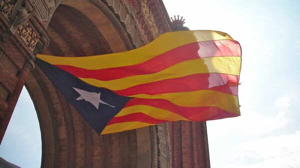 Estelada, la bandera independentista de Cataluña (imagen referencial) - Sputnik Mundo