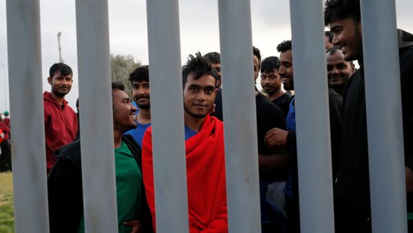 Migrantes de Bangladés en España - Sputnik Mundo