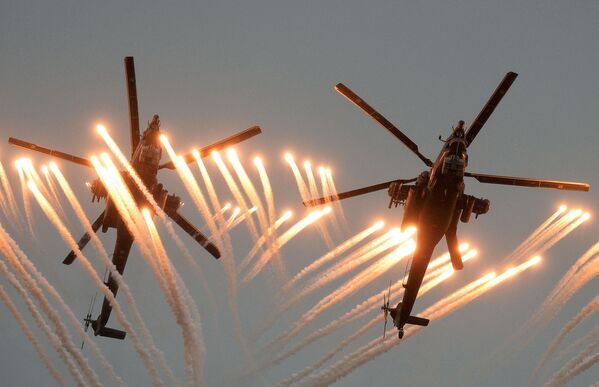 Defensores de los cielos: las Fuerzas Aeroespaciales de Rusia celebran su día - Sputnik Mundo