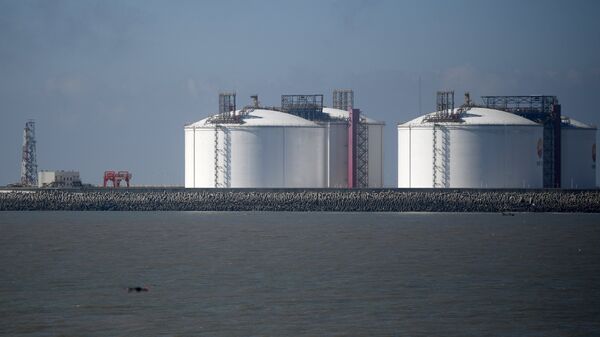 Llegada de dos buques cisterna con gas licuado del proyecto Yamal LNG a China - Sputnik Mundo