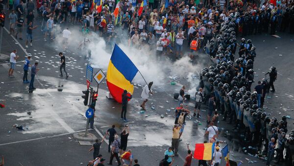 Protestas en Bucarest, capital de Rumanía - Sputnik Mundo