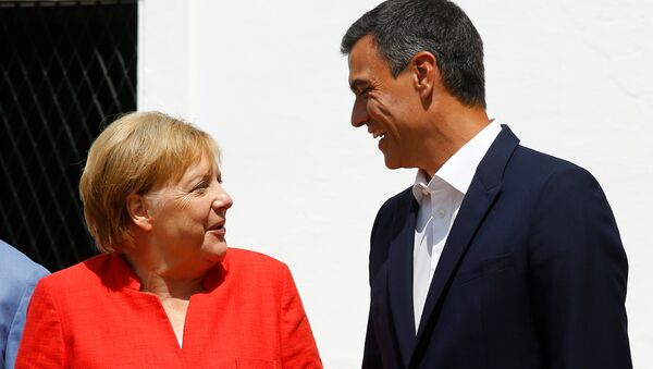 La canciller federal de Alemania, Angela Merkel, y el presidente del Gobierno de España, Pedro Sánchez - Sputnik Mundo