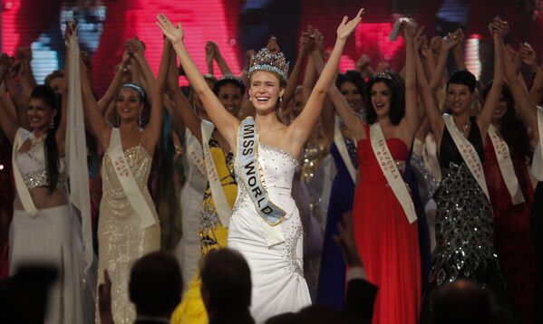 La representante de EEUU, Alexandria Mills, ganadora del título Miss Mundo 2010 - Sputnik Mundo