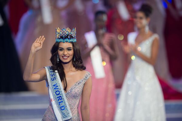 La representante de la India, Manushi Chhilar, ganadora del título de Miss Mundo 2017 - Sputnik Mundo