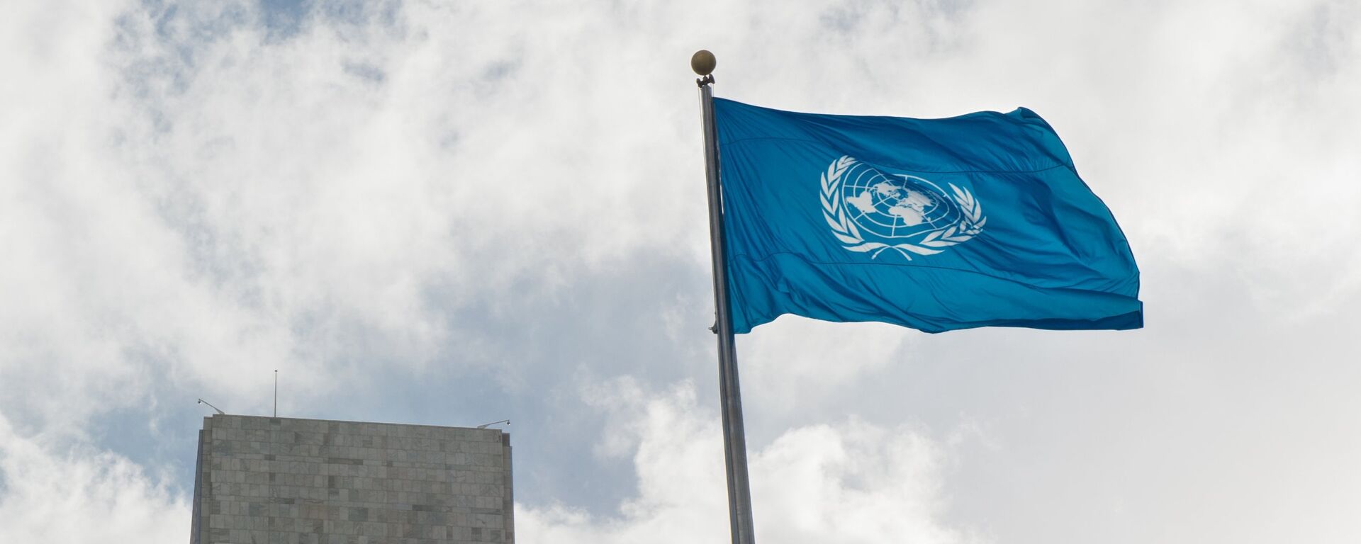 La bandera de la ONU - Sputnik Mundo, 1920, 08.07.2022