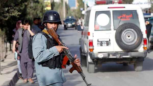La Policía afgana cerca del lugar del atentado en Kabul - Sputnik Mundo
