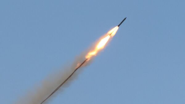 Un misil (imagen referencial) - Sputnik Mundo