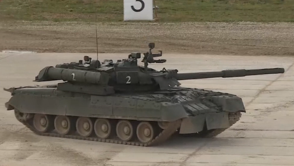El tanque T-90M y el Basurmanin en acción - Sputnik Mundo